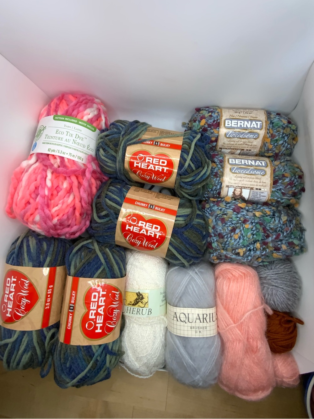 yarn lot tweed bernat wool blend vintage red heart aquarius